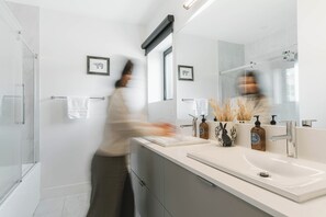 Eco-friendly toiletries, hair dryer, towels