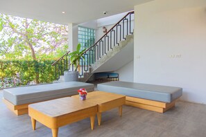Reception - Alhambra Pool Villas & Pool Access Rooms (Rawai)