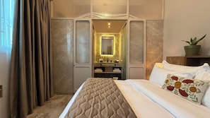 Deluxe Double Room | Premium bedding, down duvets, memory-foam beds, in-room safe - Hotel Lost Ashrafieh (Beirut)