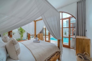 3 bedrooms, WiFi, bed sheets - Villa Kallistē Mediteranean 3BR Villa Canggu Beach (Pererenan)
