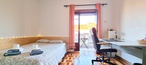 1 bedroom, desk, iron/ironing board, free WiFi