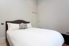 1 室のベッドルーム、WiFi、ベッドシーツ