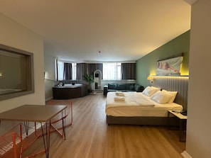 Panoramic Double Room, 1 Bedroom, City View | Laptop workspace, free WiFi, bed sheets