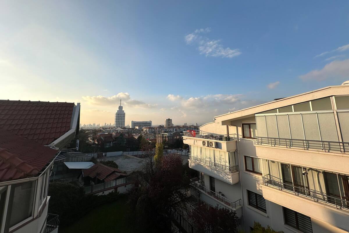 Habitació triple panoràmica, no fumadors, vistes a la ciutat | Vista de la ciutat