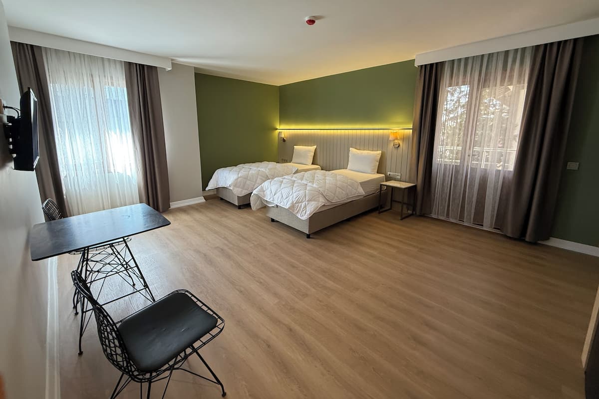 1 bedroom, laptop workspace, free WiFi, bed sheets