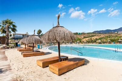 Scenic Apartment in Alcazaba Lagoon Ref M55