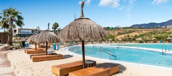 Scenic Apartment in Alcazaba Lagoon Ref M55