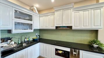 Departamento, vista al lago, junto al lago | 1 habitación, cortinas blackout y wifi gratis