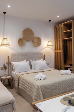 Tripla Deluxe, vista mare | Una cassaforte in camera, insonorizzazione