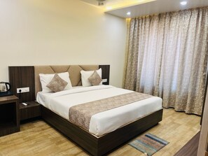 Club Room, 1 Double Bed - Hotel Sandal Woods (varanasi)