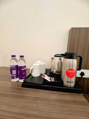Kamar Single Deluks | Makan di kamar