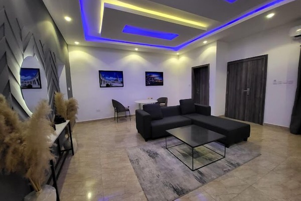 Deluxe Room, Balcony, City View | Living area