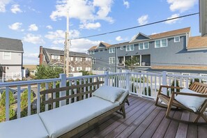 Property grounds - Stay by the Shore! Beachside with Parking (Point Pleasant Beach)