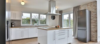 NEW! Villa Heidetraum, 20 guests, sauna, pool