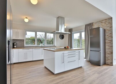 NEW! Villa Heidetraum, 20 guests, sauna, pool