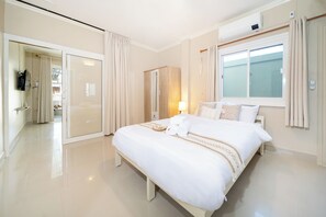 3 bedrooms, WiFi, bed sheets