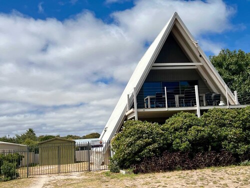 The Summer House - Pet friendly outside