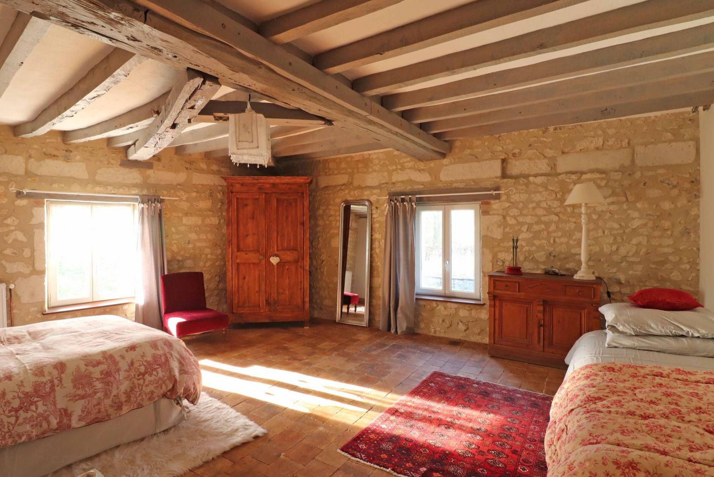 2 camere, Wi-Fi gratuito