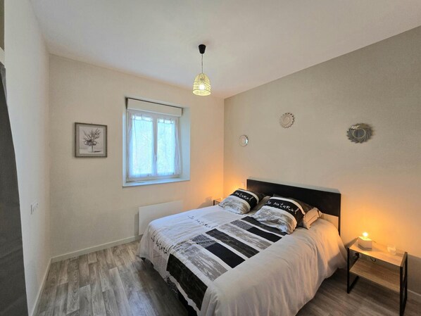 1 chambre, accès au Wi-Fi (inclus)