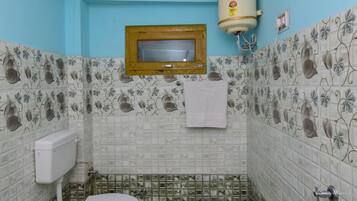 Shower, bidet, towels, soap