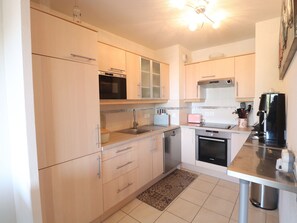 Fridge, microwave, dishwasher
