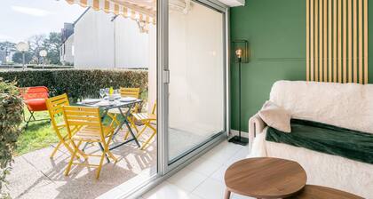 Carnac: 2-room apartment with parking, near beach