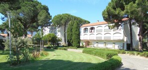 Property grounds - 2-room apartment 4 pers, close to beach (Argelès-sur-Mer)