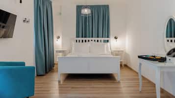 Classic Double Room | In-room safe, blackout curtains, free WiFi