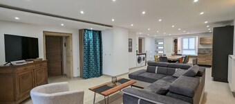 Elegant cottage with garden, near Luxembourg, Nancy, Metz