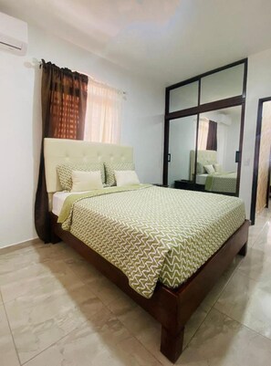 1 bedroom, WiFi, bed sheets