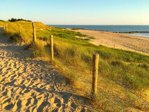 Beach nearby - Charming house near the beach with Wi-Fi and private parking (L'Épine)