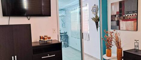 Apartment, 1 Bedroom, Accessible, Smoking | Room amenity