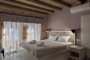 Classic Apartment | 2 bedrooms, soundproofing, iron/ironing board, free WiFi - Vetus Oppidum Boutique Guesthouse (Chania)