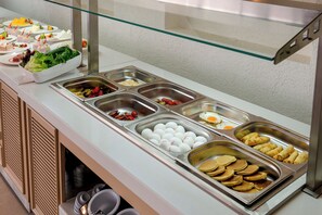Daily buffet breakfast for a fee - Prive Suite Side & Spa Hotel Adults Only 16 Plus (Manavgat)