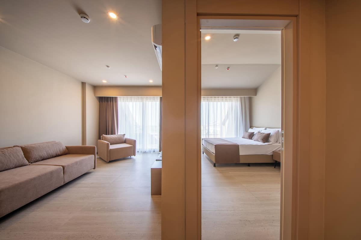 Apartment, 1 Schlafzimmer, eingeschrÀnkter Meerblick