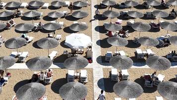 Private beach nearby, free beach shuttle, free beach cabanas