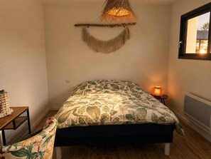 3 chambres, bureau, fer et planche à repasser, Wi-Fi gratuit
