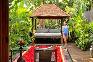 Premier Villa, Private Pool | 1 bedroom, premium bedding, minibar, in-room safe - Mayaloka Villas Ubud (Ubud)