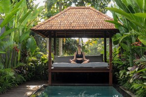Yoga - Mayaloka Villas Ubud (Ubud)