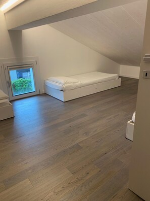 2 bedrooms, in-room safe, iron/ironing board, travel cot - Luxury Apartaments Cervia Maestrale (Cervia)