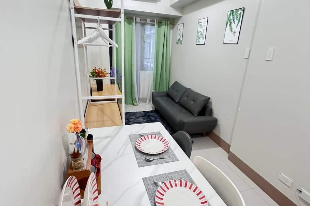 Unistay Shore3 Poolview w bal