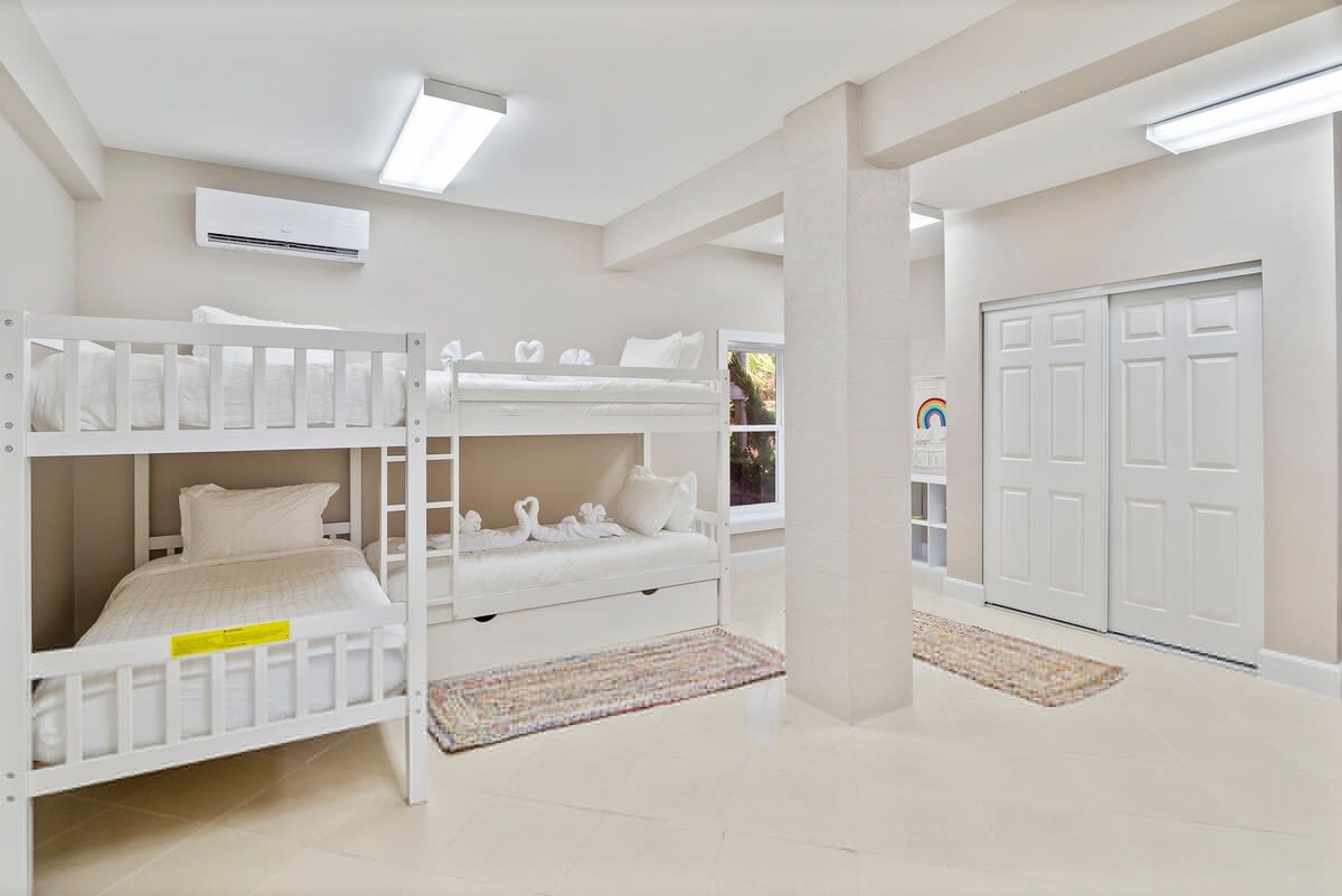 House | 4 bilik tidur, Internet 