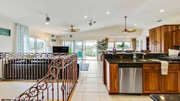 House | 3 bedrooms, Internet