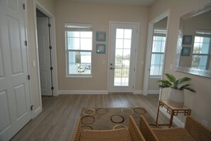 House | 5 bedrooms, Internet