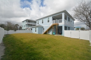 5 bedrooms, Internet - Beach Front 5 bed 4 Bath Luxury House Hot Tub Fenced Yard Pets Welcome (Palm Coast)