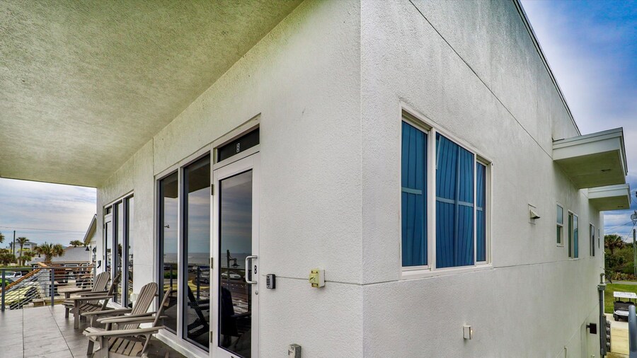 Ocean Front Flagler Beach Sleeps 5 People