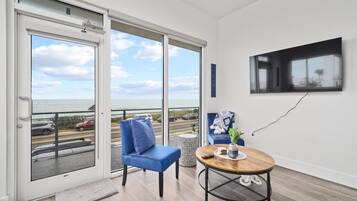 Apartemen | 2 kamar tidur dan meja kerja