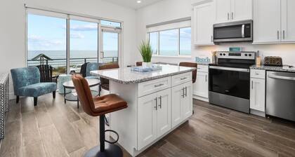 Ocean Front Flagler Beach Sleeps 5 People