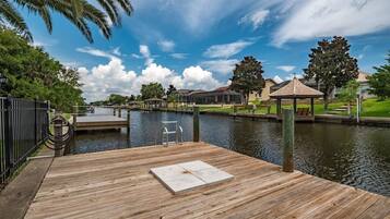 House | 4 bedrooms, Internet