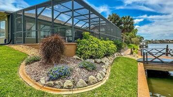 House | 4 bedrooms, Internet